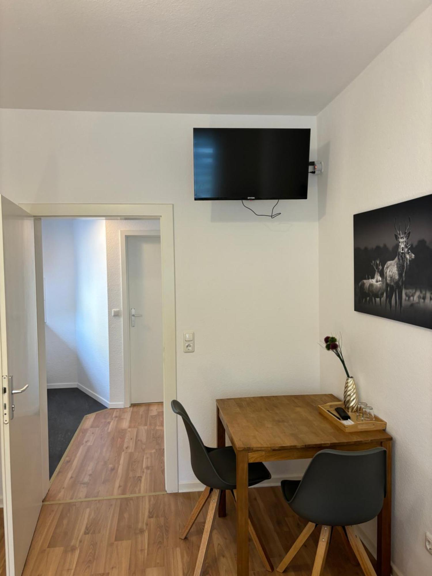 Apartment Fuer 2 Personen Wiesbaden Exterior photo